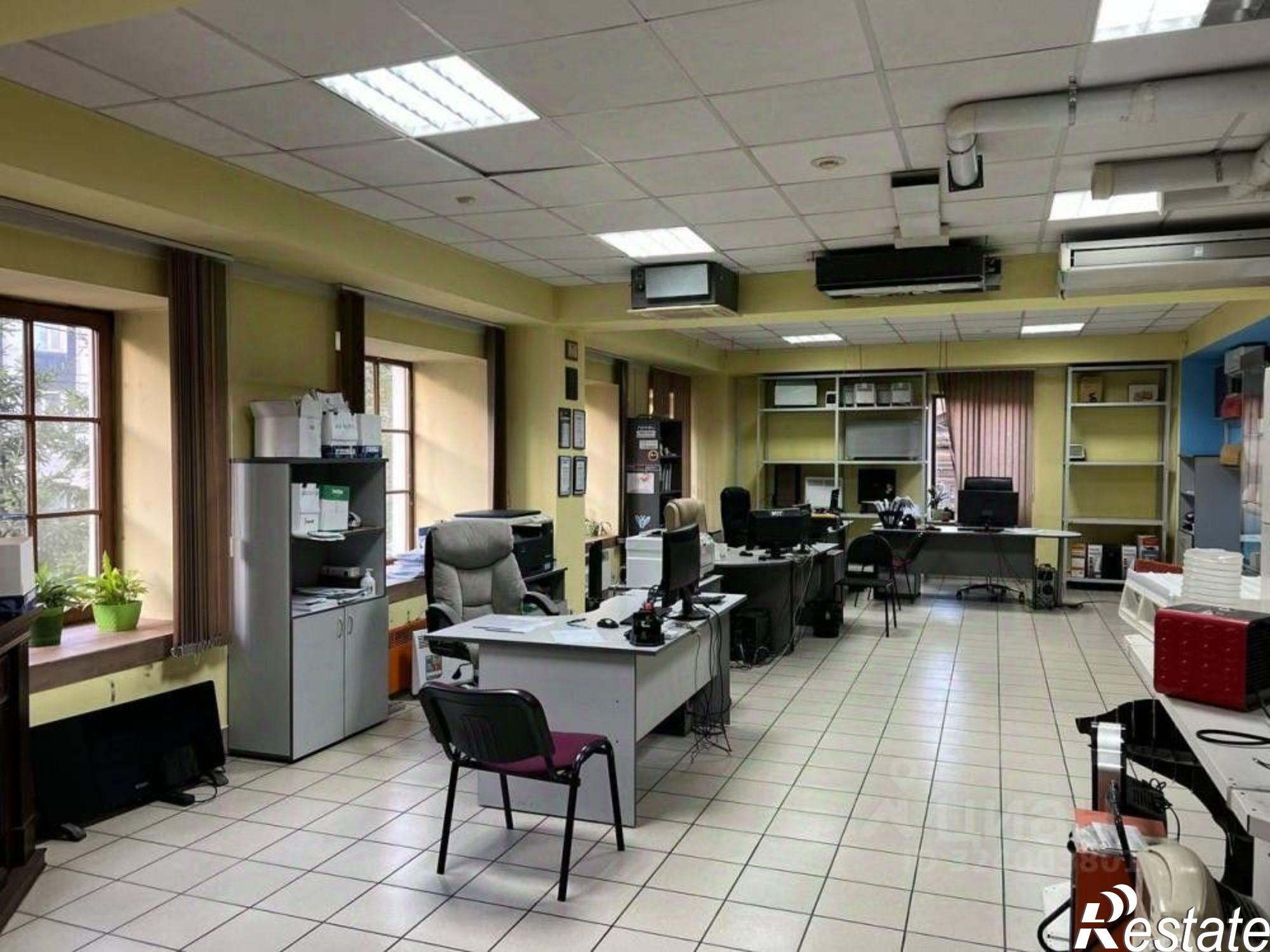 Сдать офис, помещение под офис за 153 425 рублей на ул Октябрьской Революции, 2