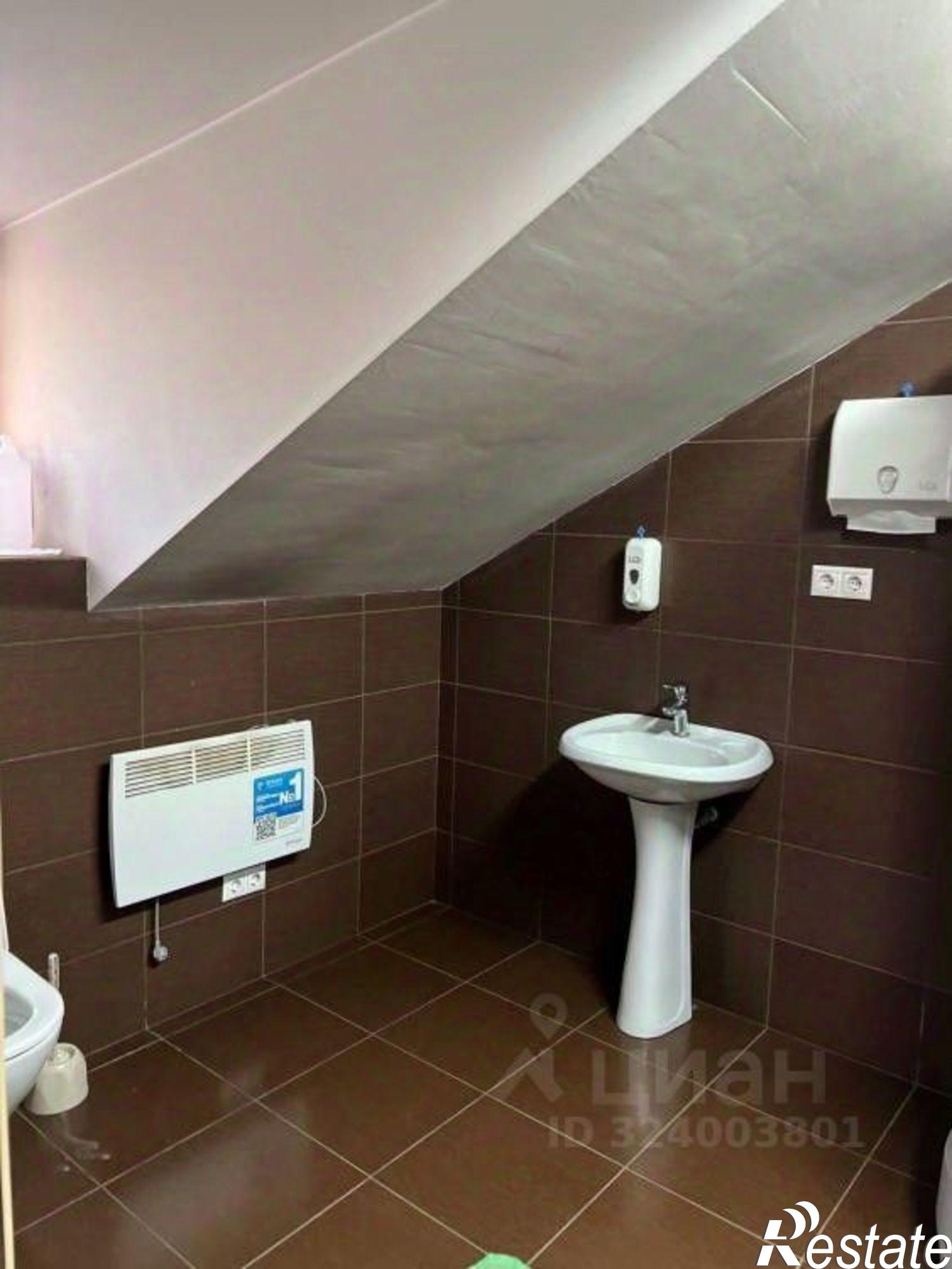 Сдать офис, помещение под офис за 153 425 рублей на ул Октябрьской Революции, 2