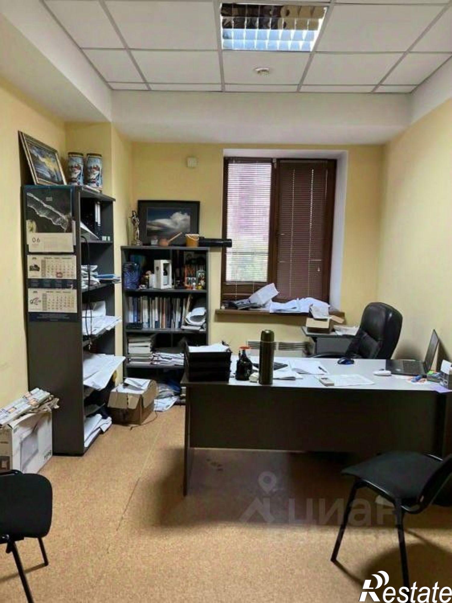 Сдать офис, помещение под офис за 153 425 рублей на ул Октябрьской Революции, 2