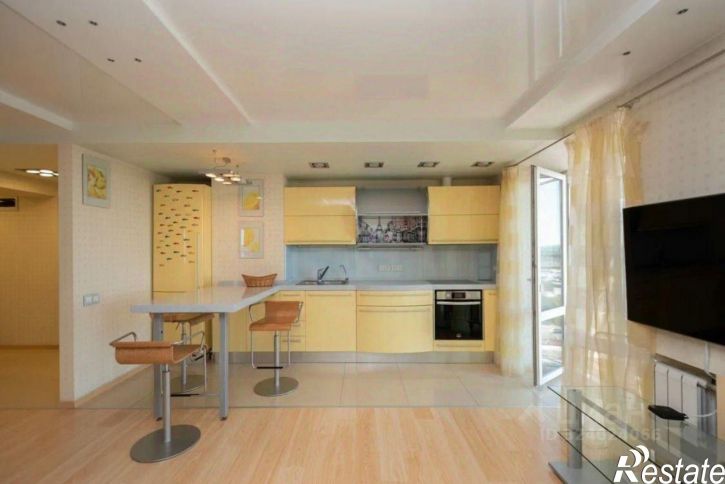 3-комн квартира пр-кт Маршала Жукова, 72в,  д. 72в