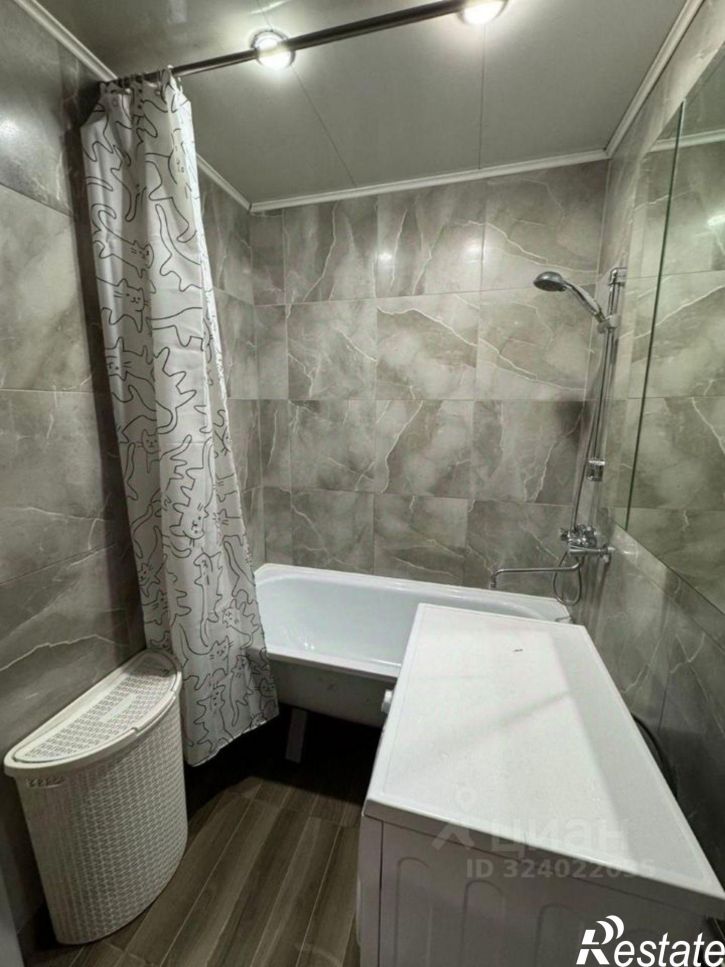 3-комн квартира улица Розы Люксембург, 305,  д. 305