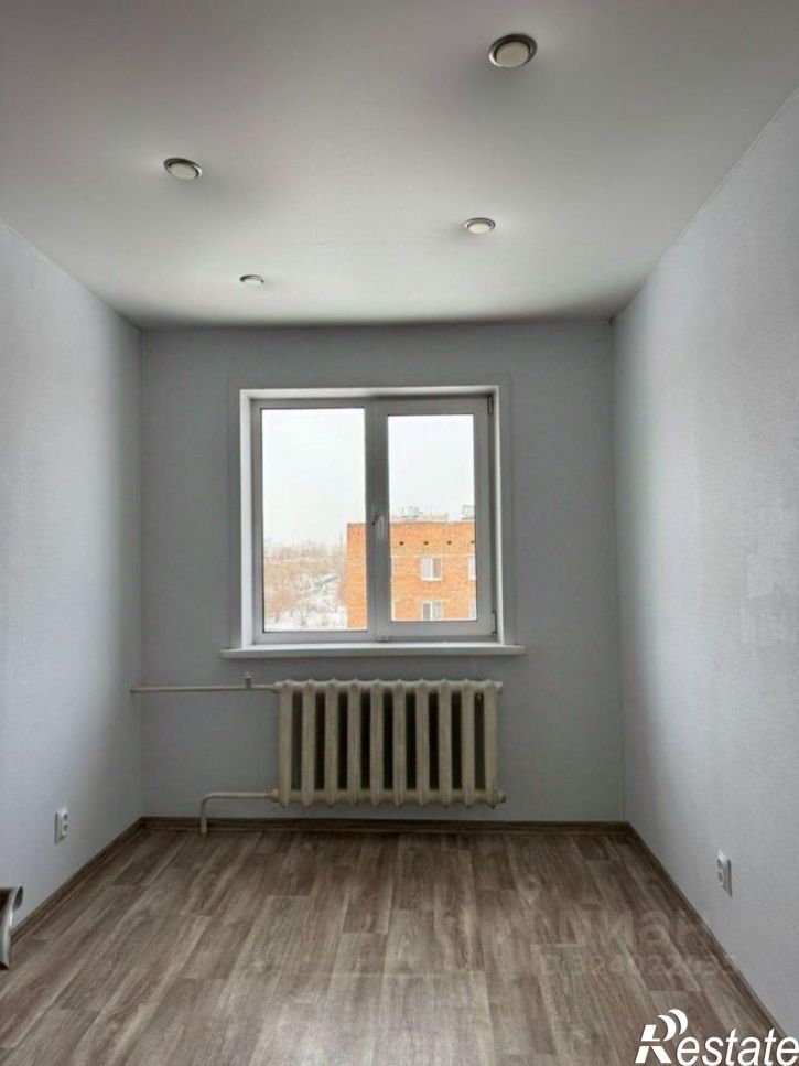 3-комн квартира улица Розы Люксембург, 305,  д. 305