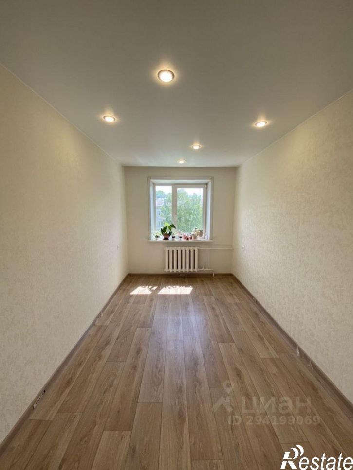 3-комн квартира микрорайон Приморский, 14