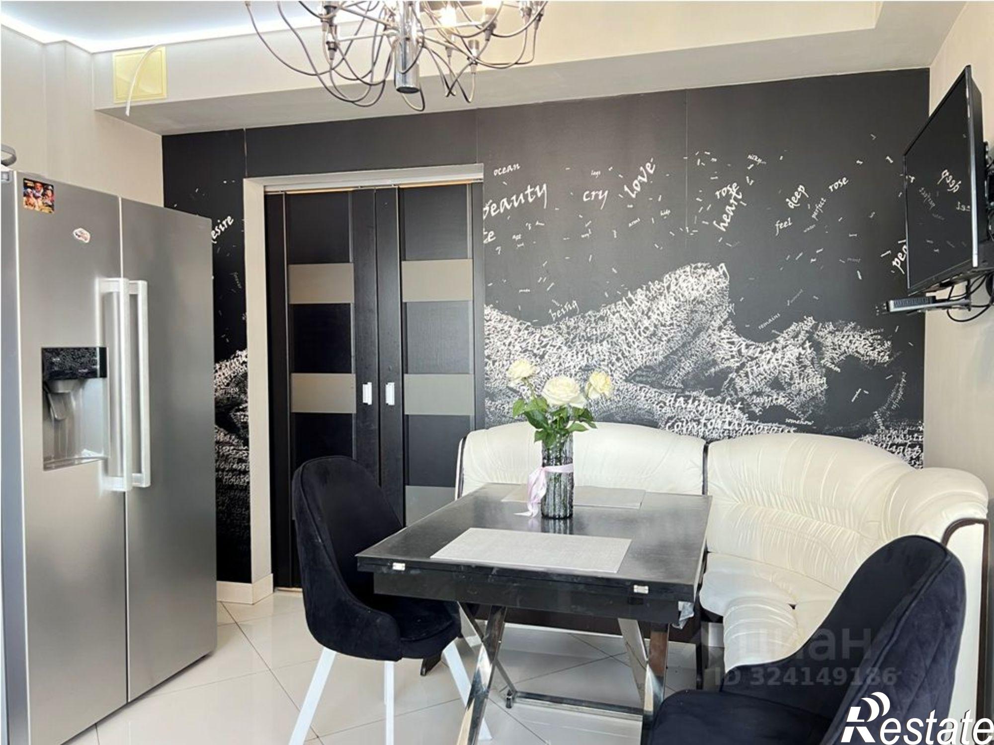 Купить квартиру за 10 900 000 рублей на улица Вампилова, 24