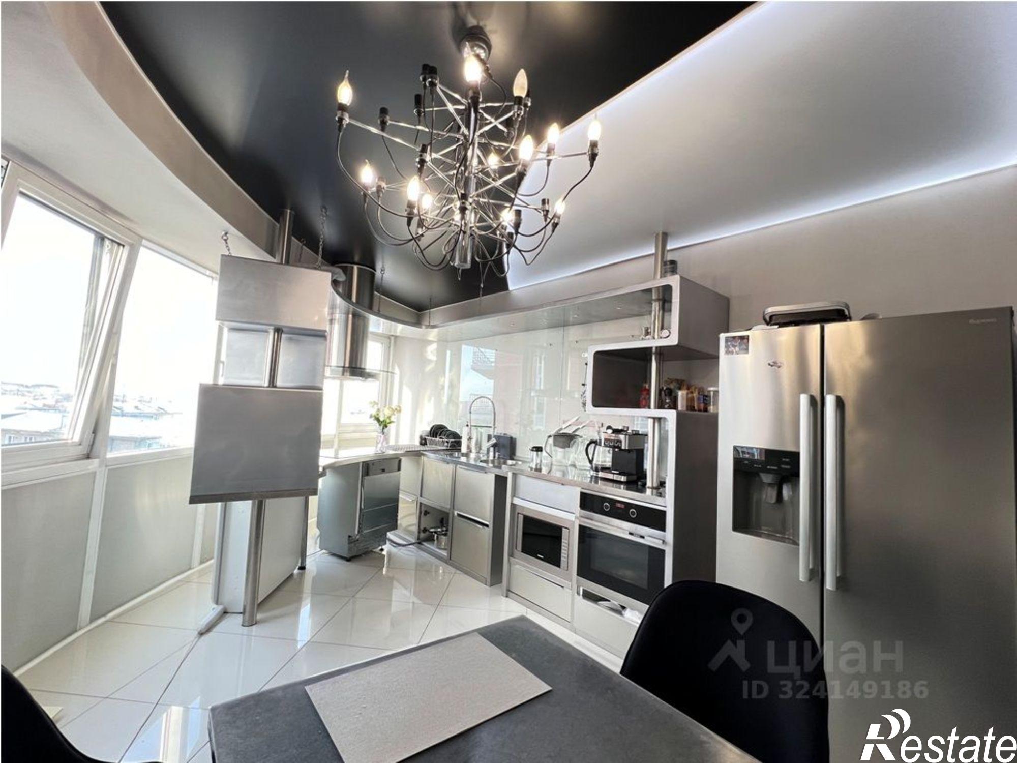 Купить квартиру за 10 900 000 рублей на улица Вампилова, 24