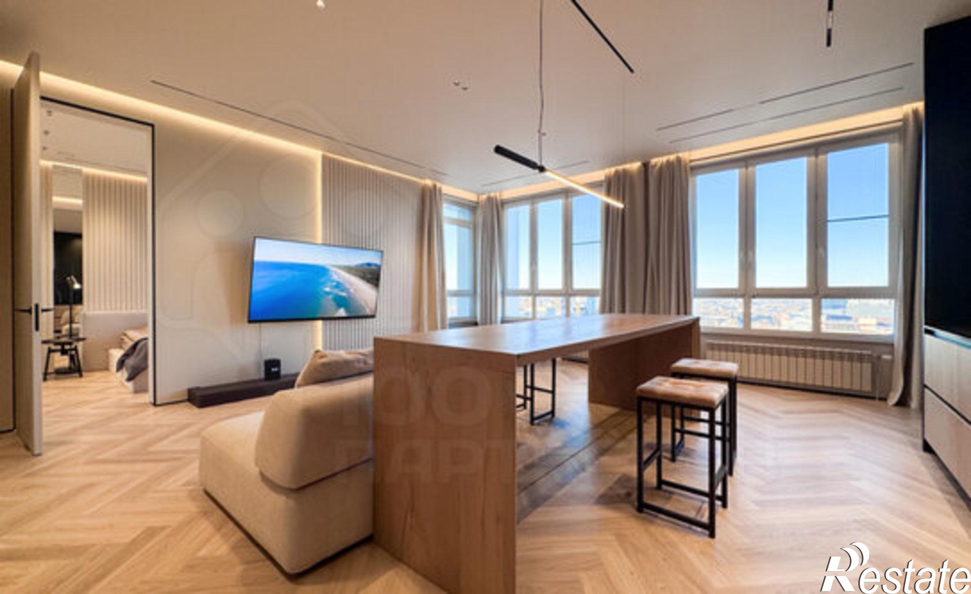 Купить квартиру за 28 500 000 рублей на Байкальская улица, 87/1