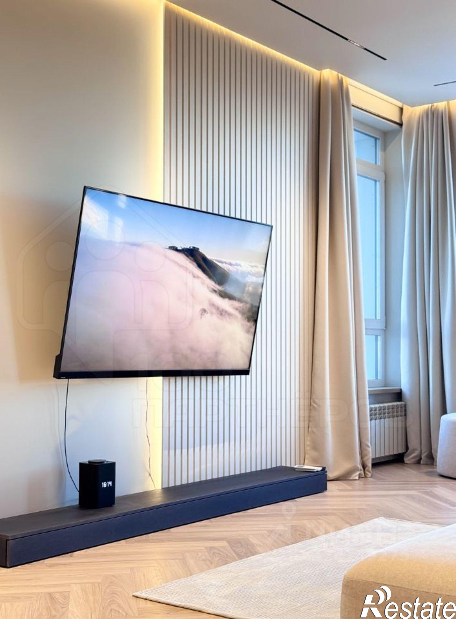 Купить квартиру за 28 500 000 рублей на ул Байкальская, 87