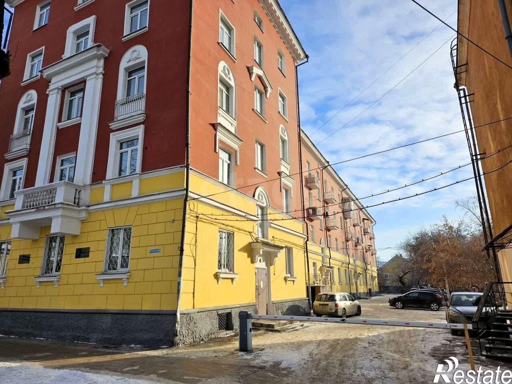 Купить квартиру за 18 500 000 рублей на ул Российская, 8