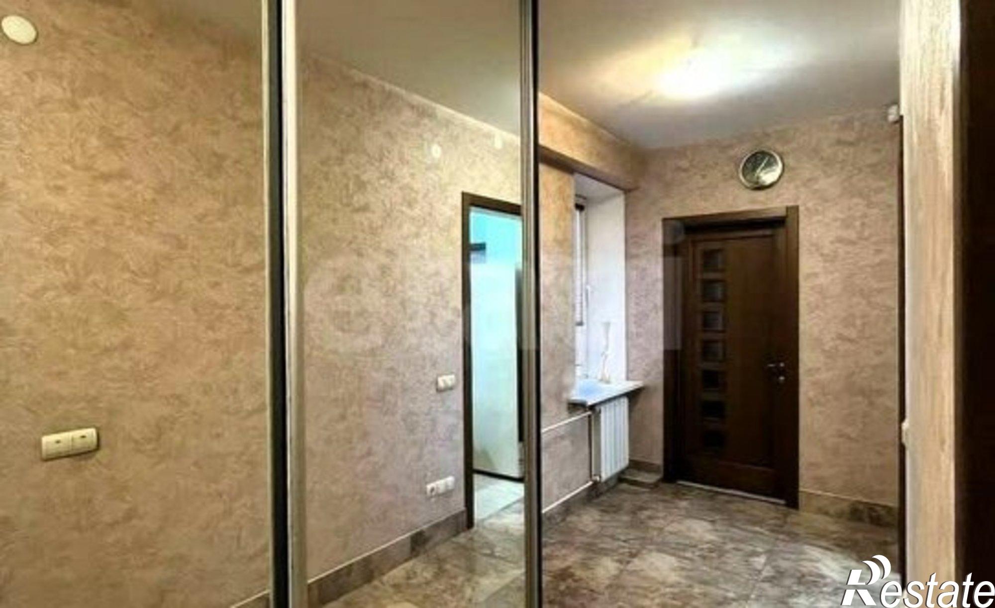 Купить квартиру за 10 760 000 рублей на ул Красногвардейская, 22/1