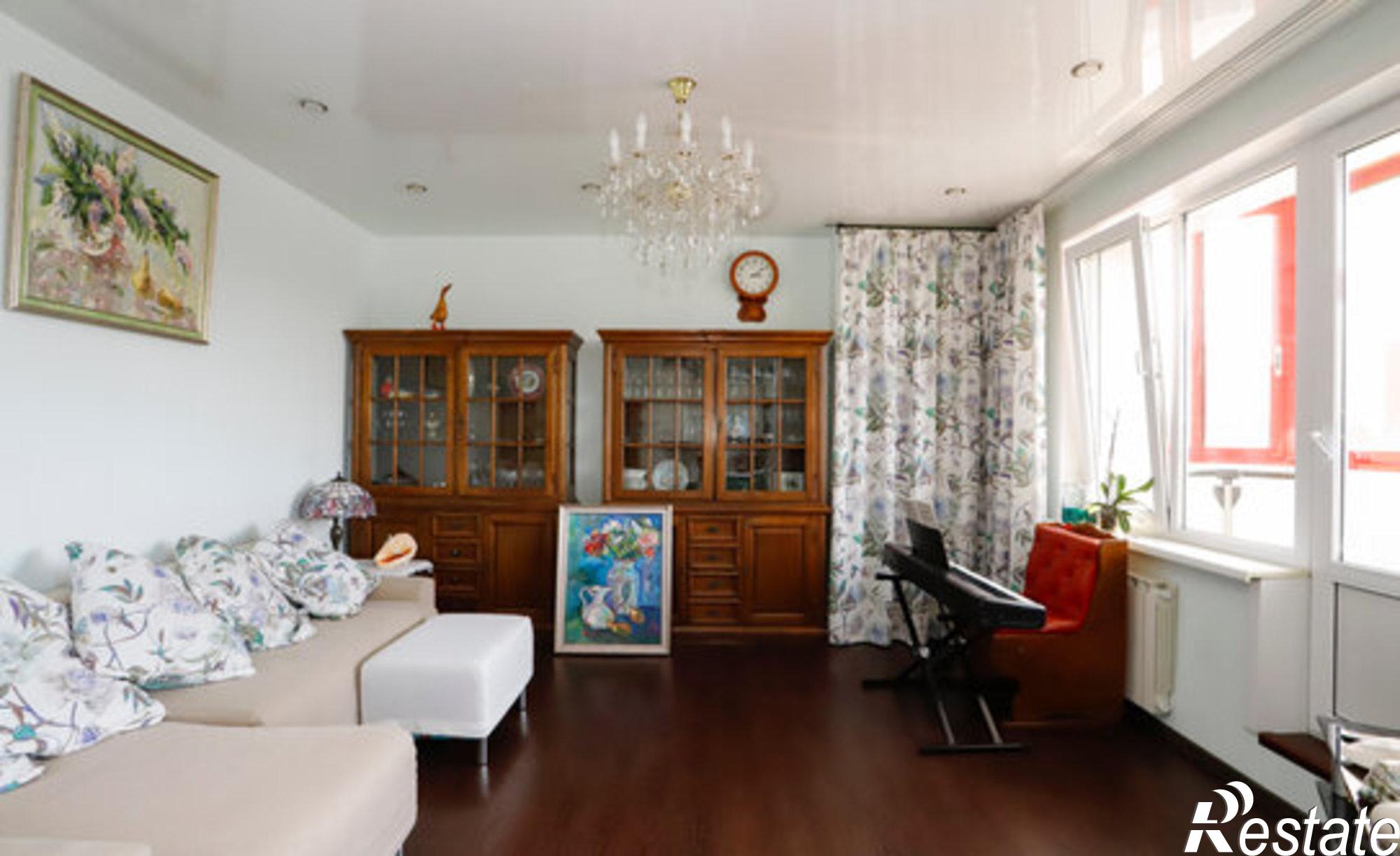 Купить квартиру за 11 990 000 рублей на ул Красноярская, 72