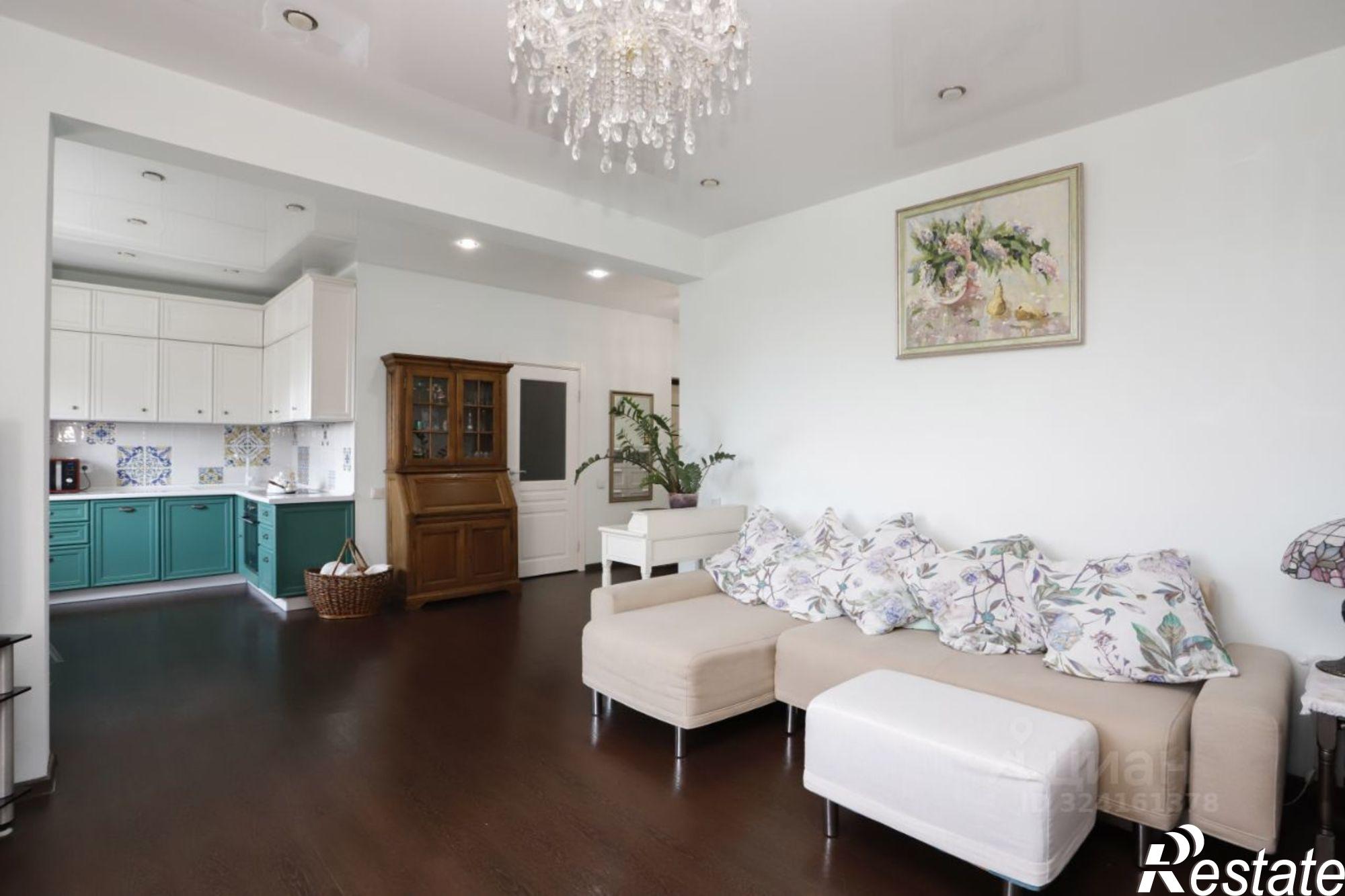 Купить квартиру за 11 990 000 рублей на ул Красноярская, 72