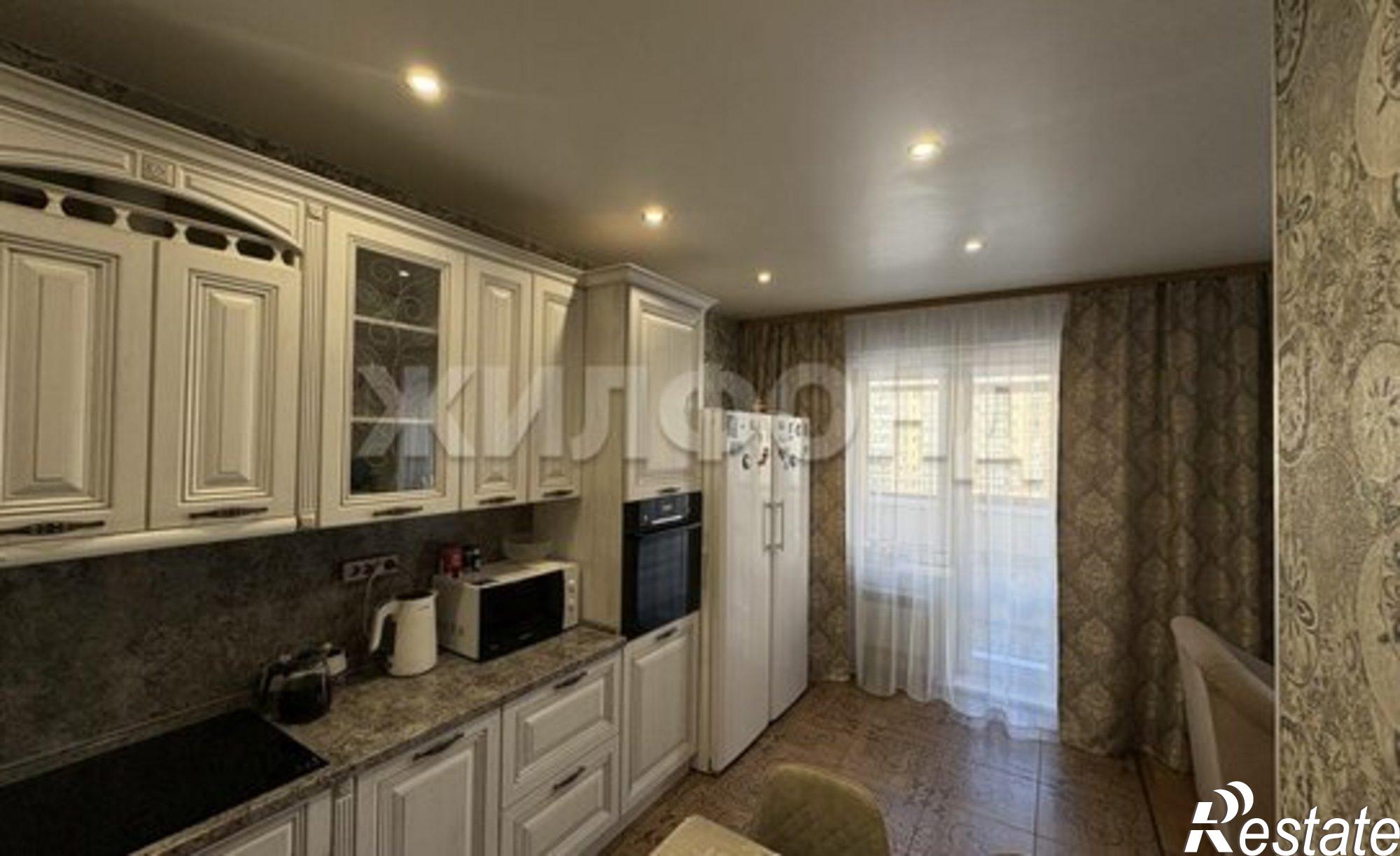 Купить квартиру за 13 500 000 рублей на ул Трилиссера, 8/3