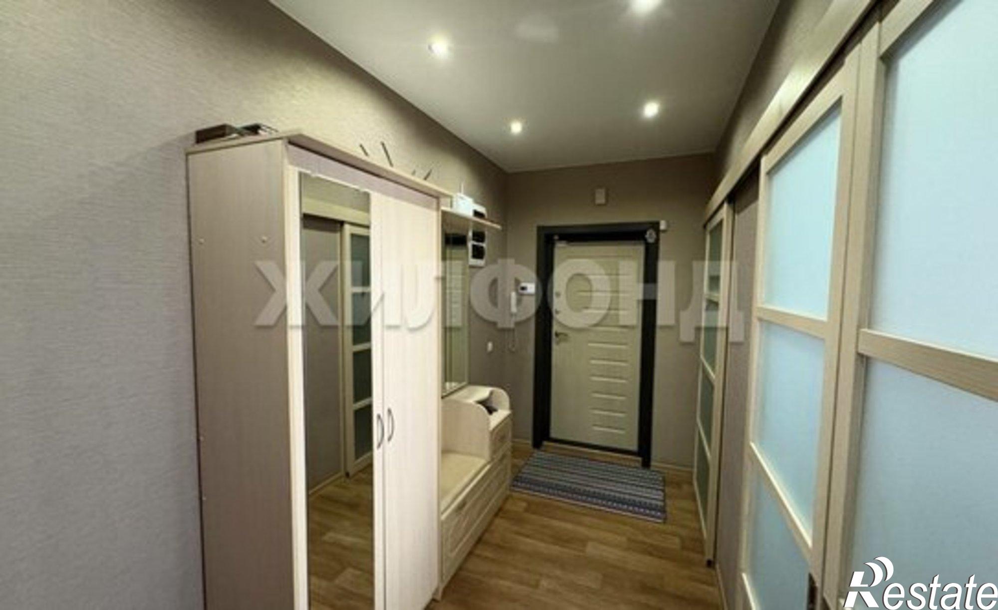 Купить квартиру за 13 500 000 рублей на ул Трилиссера, 8/3