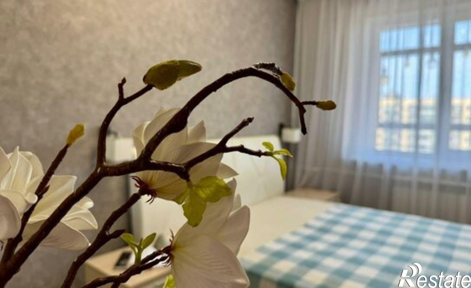 Купить квартиру за 12 900 000 рублей на улица Трилиссера, 8/3