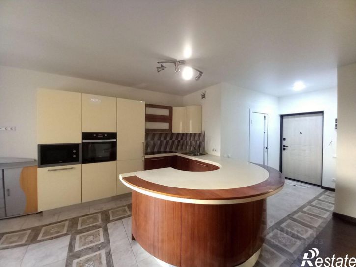 2-комн квартира Байкальская улица, 422,  д. 422