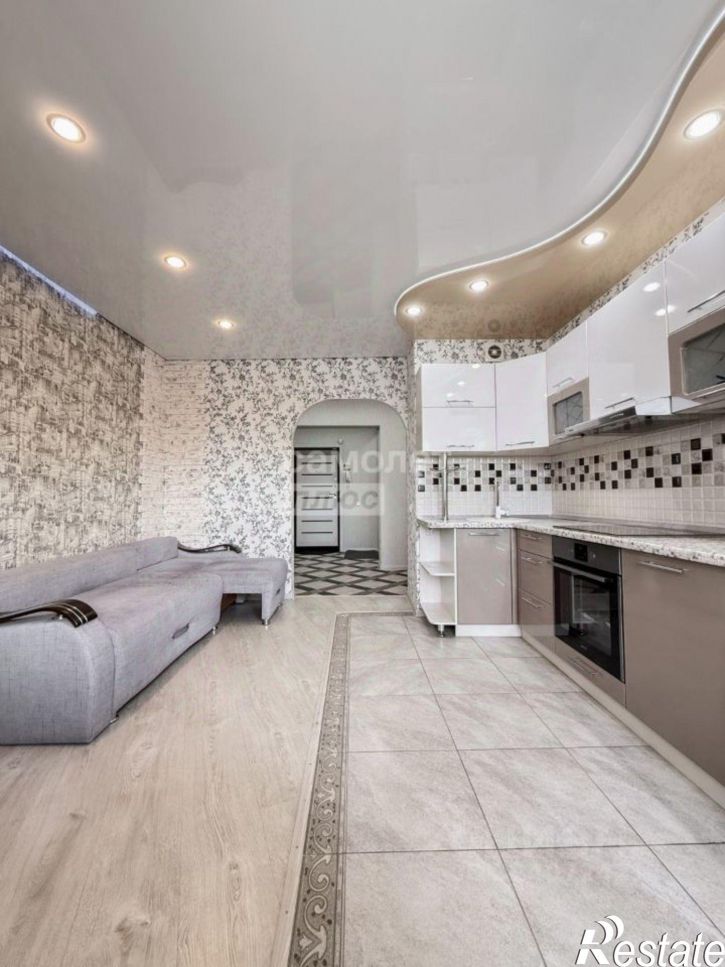 3-комн квартира Байкальская улица, 303,  д. 303