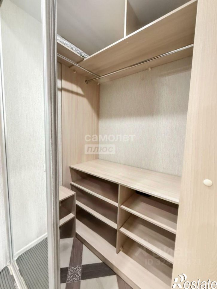 3-комн квартира Байкальская улица, 303,  д. 303