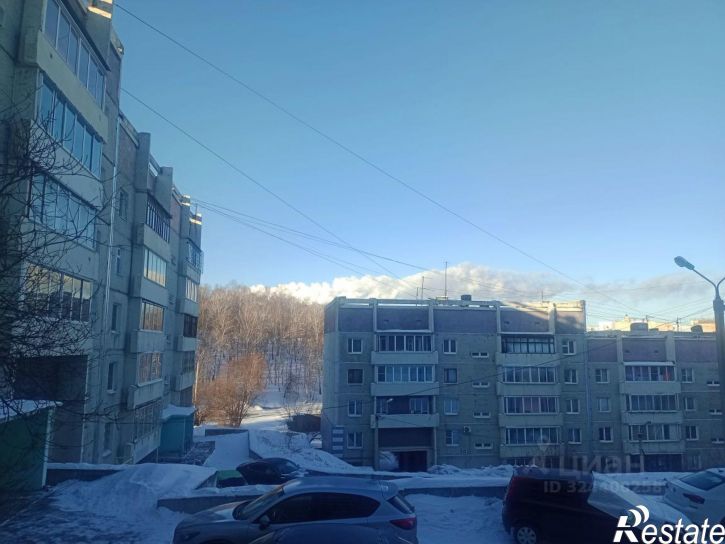 4-комн квартира микрорайон Университетский, 99