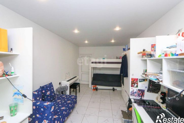 2-комн квартира Угольный проезд, 68,  д. 68