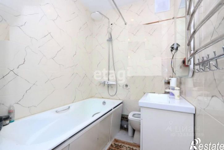 2-комн квартира Угольный проезд, 68,  д. 68