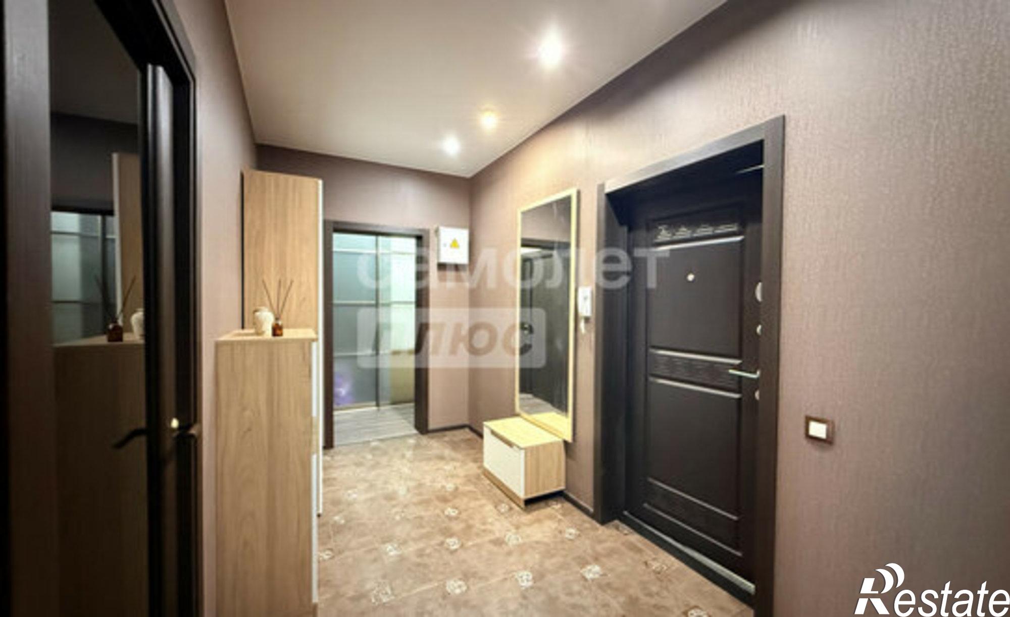 Купить квартиру за 12 500 000 рублей на Верхняя Набережная улица, 165/2