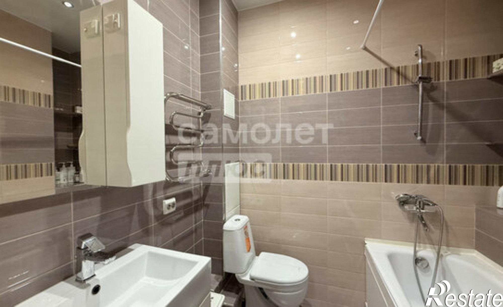 Купить квартиру за 12 500 000 рублей на Верхняя Набережная улица, 165/2