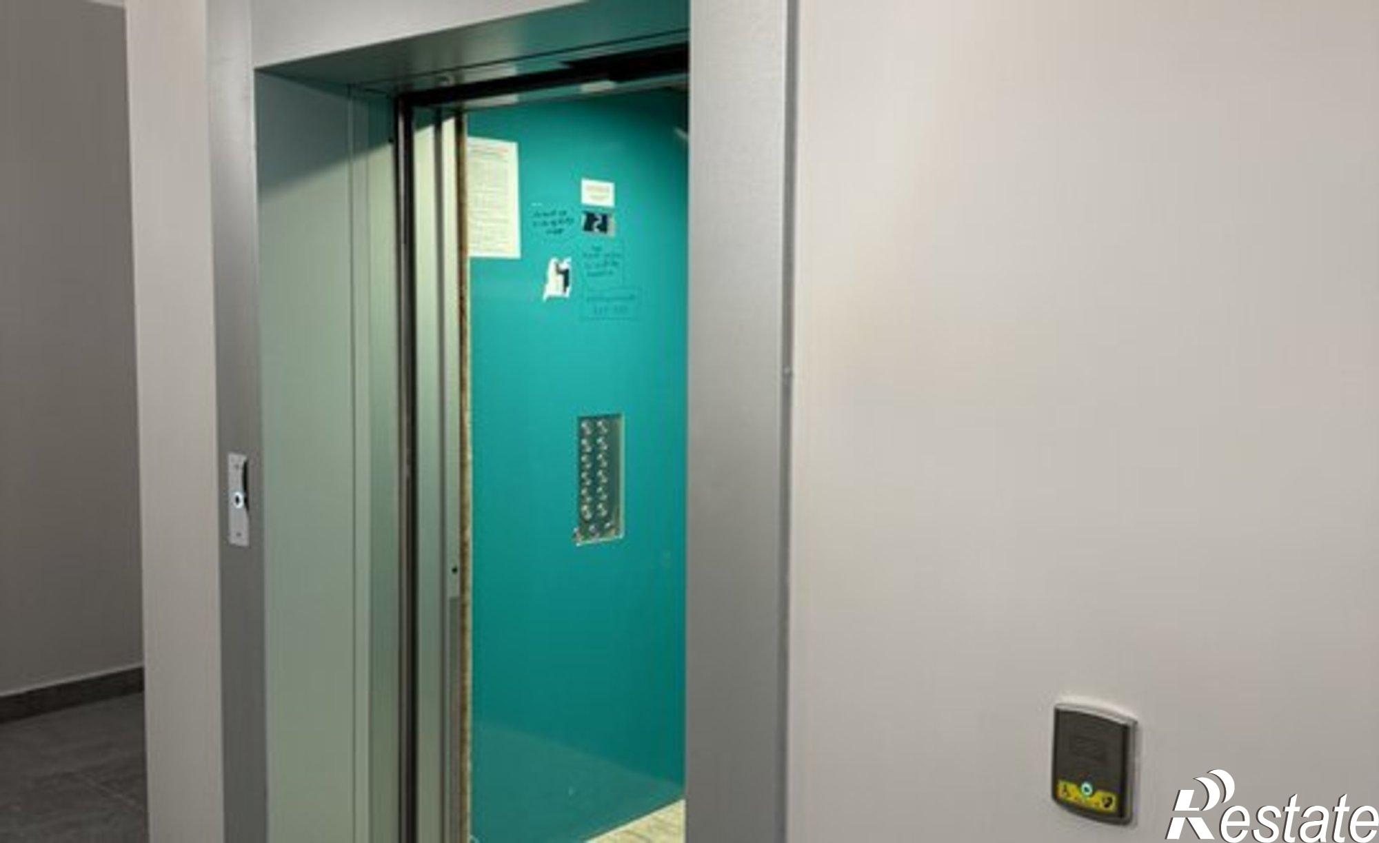 Купить квартиру за 5 550 000 рублей на ул Варламова, 87а