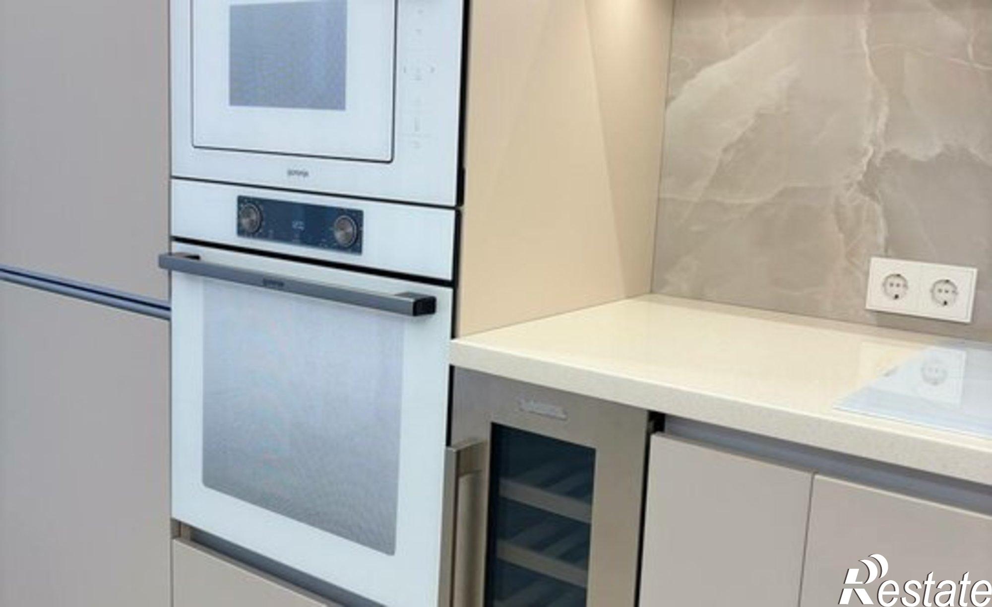 Купить квартиру за 26 900 000 рублей на улица Седова, 67