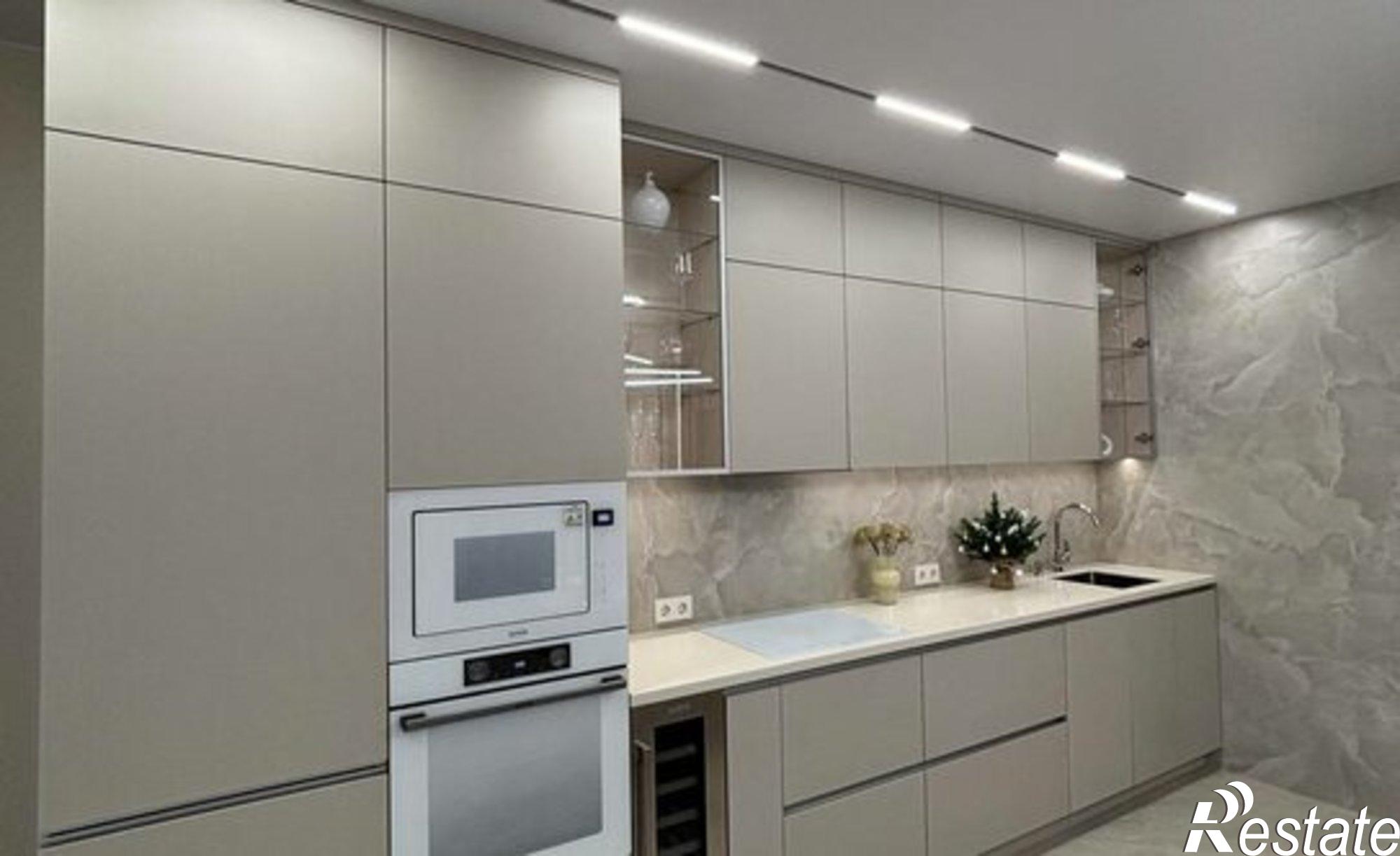 Купить квартиру за 26 900 000 рублей на улица Седова, 67