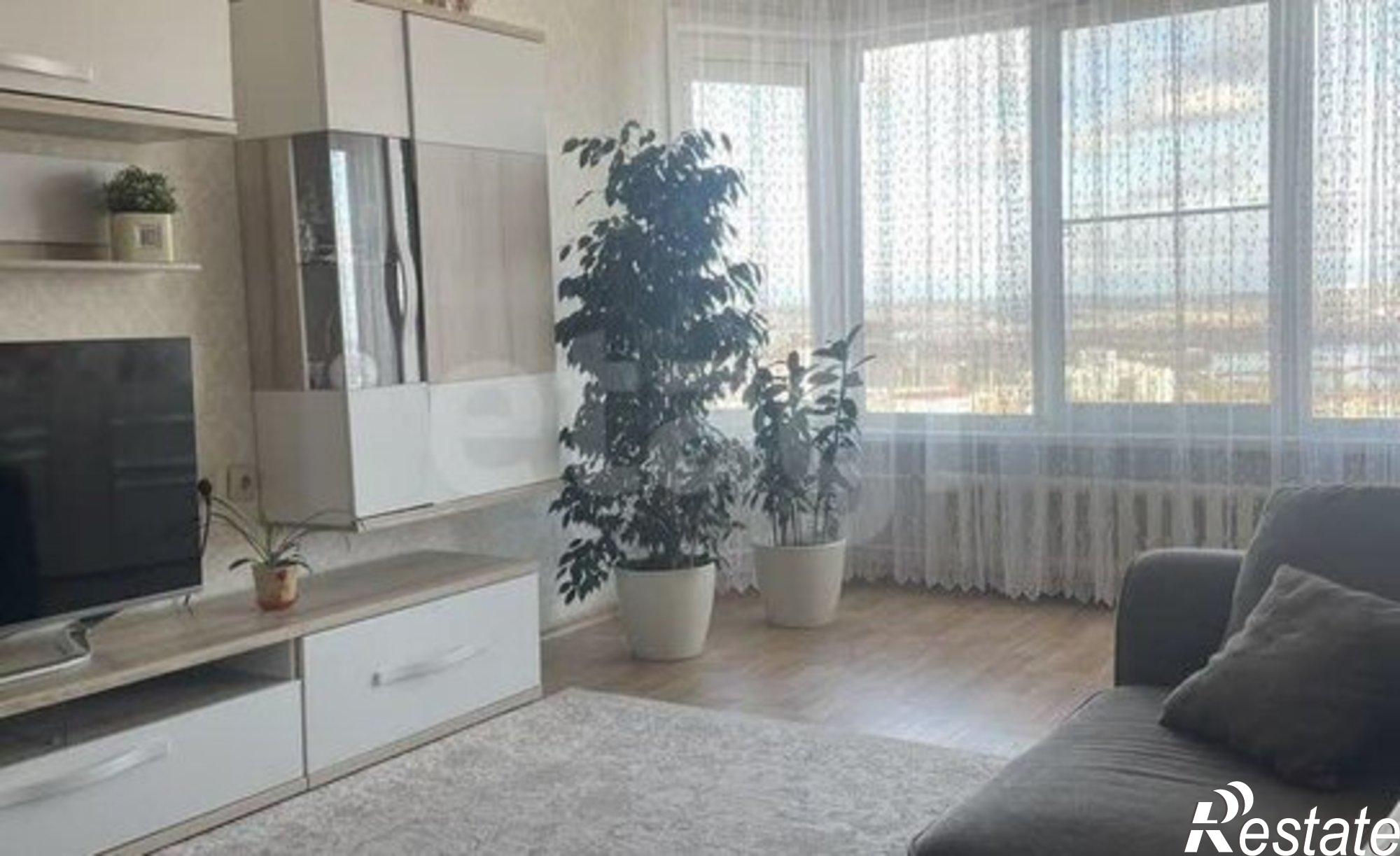 Купить квартиру за 11 000 000 рублей на ул Шмидта, 40