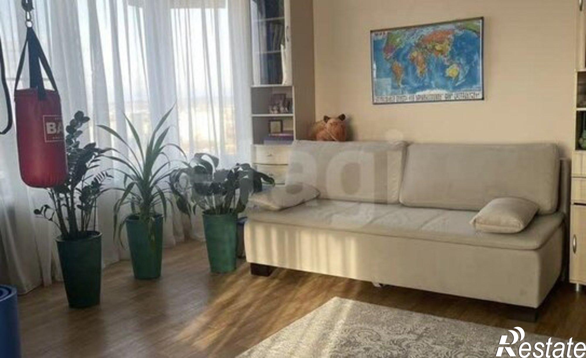 Купить квартиру за 11 000 000 рублей на ул Шмидта, 40