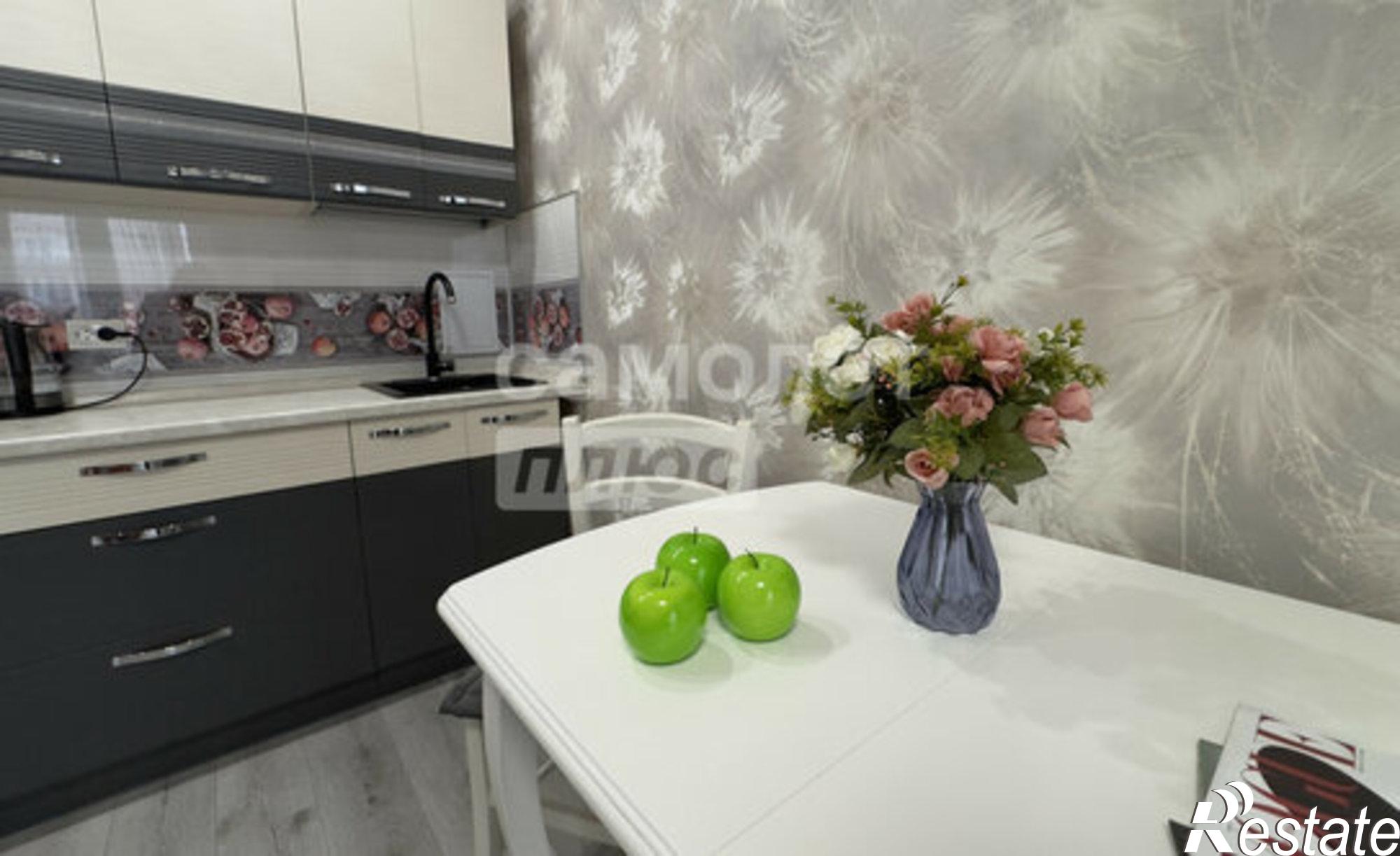 Купить квартиру за 9 199 000 рублей на ул Зверева, 1/2