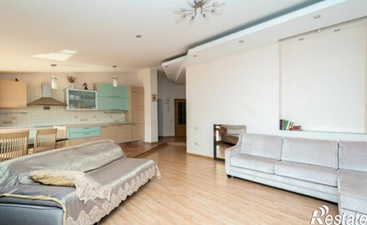 4-комн квартира Трудовая улица, 108А,  д. 108А