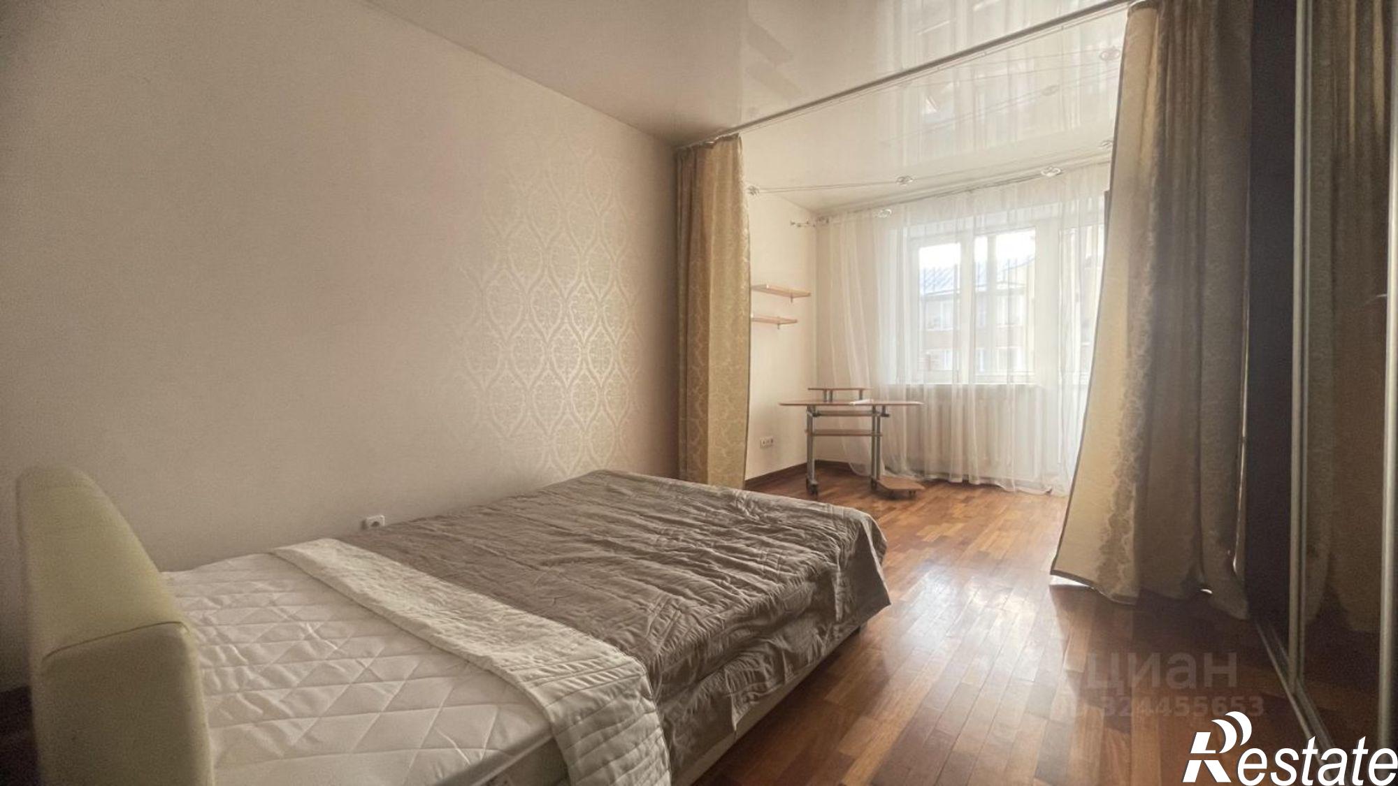 Сдать квартиру за 50 000 рублей на улица Пискунова, 152/3