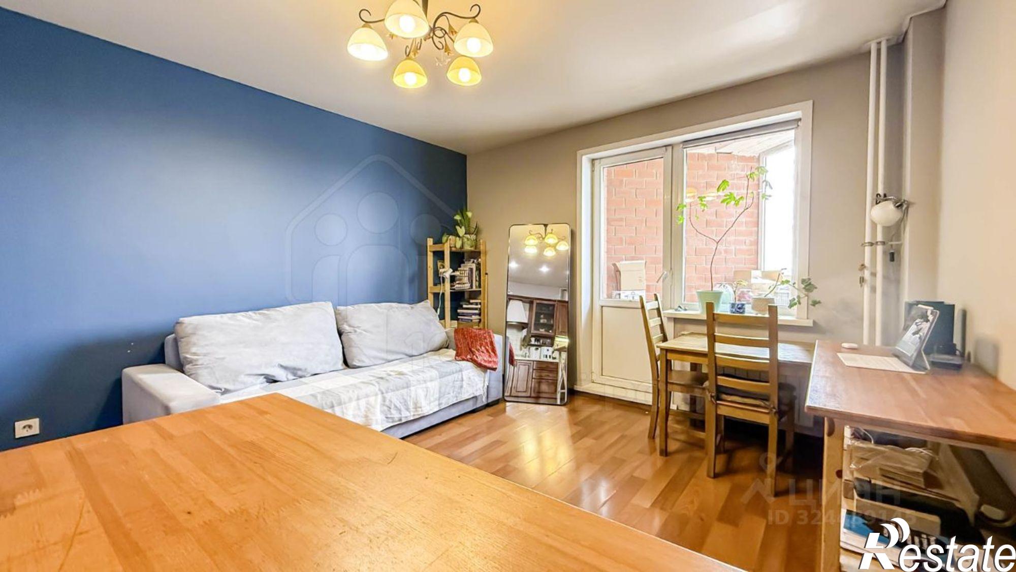 Купить квартиру за 10 000 000 рублей на Депутатская улица, 87/3