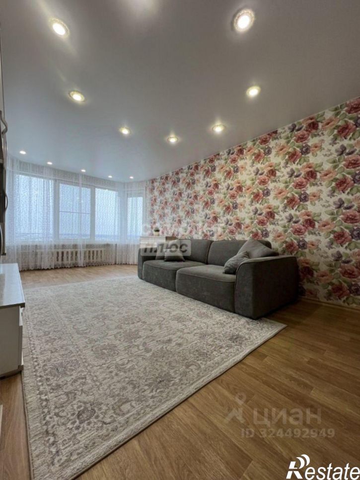 3-комн квартира улица Шмидта, 40,  д. 40