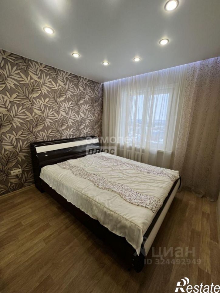 3-комн квартира улица Шмидта, 40,  д. 40