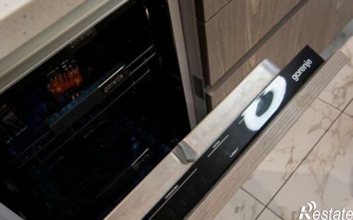 3-комн квартира Угольный проезд, 68,  д. 68