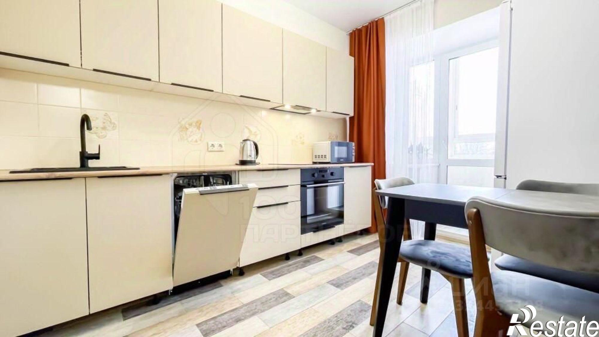 Сдать квартиру за 60 000 рублей на Депутатская улица, 47/3