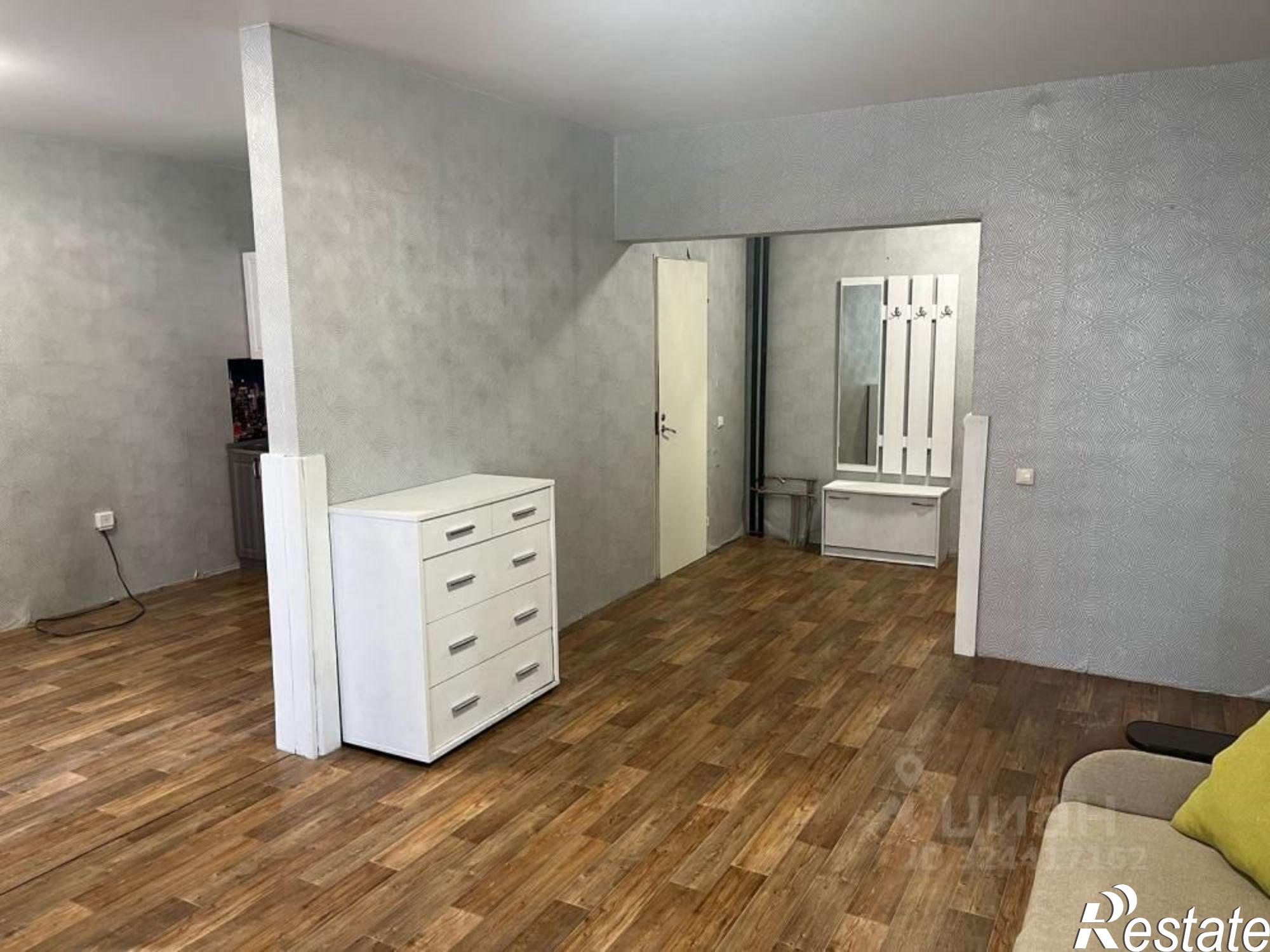 Сдать квартиру за 36 000 рублей на улица Дыбовского, 8/6