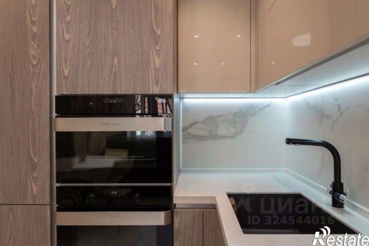 3-комн квартира Угольный проезд, 68,  д. 68