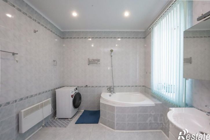 4-комн квартира Байкальская улица, 248,  д. 248