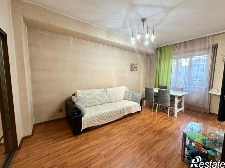 2-комн квартира город Иркутск