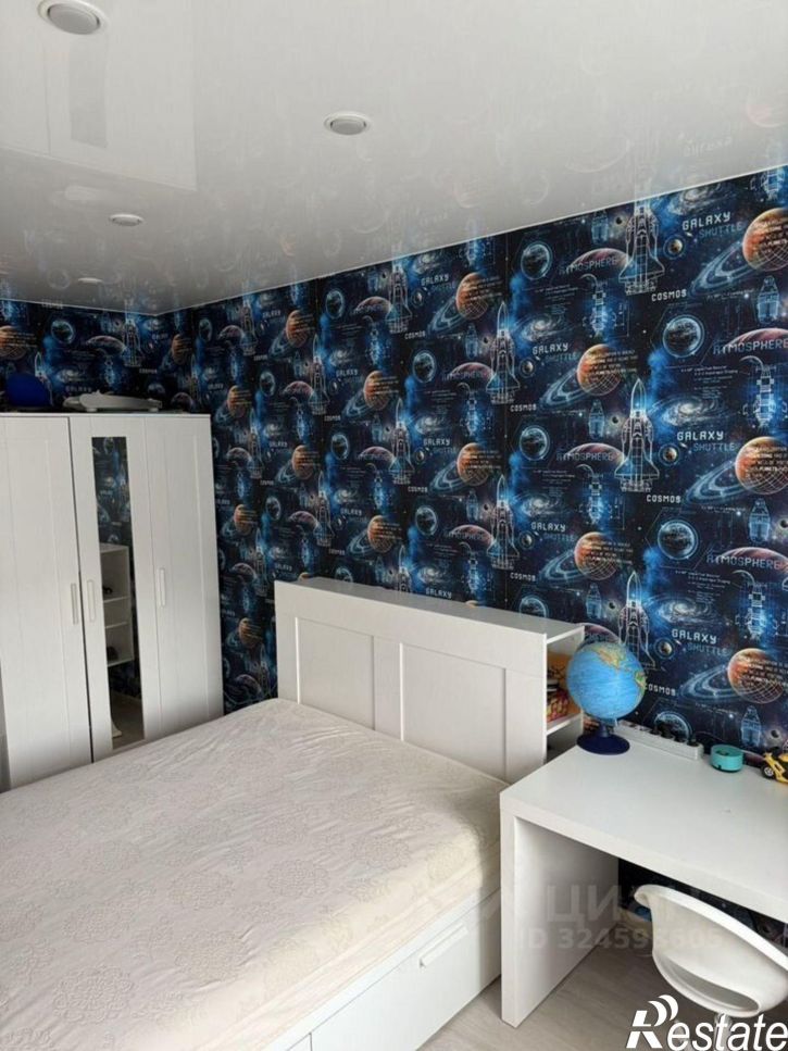 4-комн квартира улица Новокшонова, 62,  д. 62