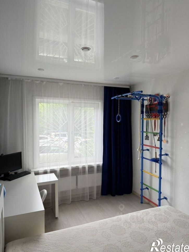 4-комн квартира улица Новокшонова, 62,  д. 62