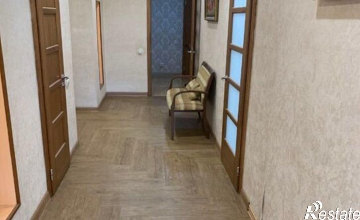 4-комн квартира улица Трилиссера, 89,  д. 89