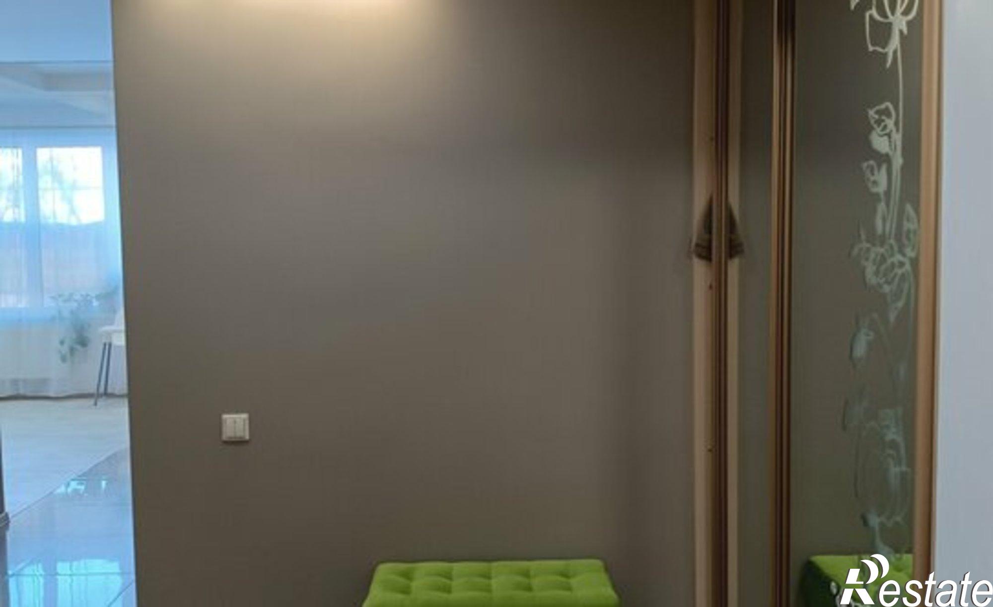 Купить квартиру за 12 880 000 рублей на ул Депутатская, 84/2