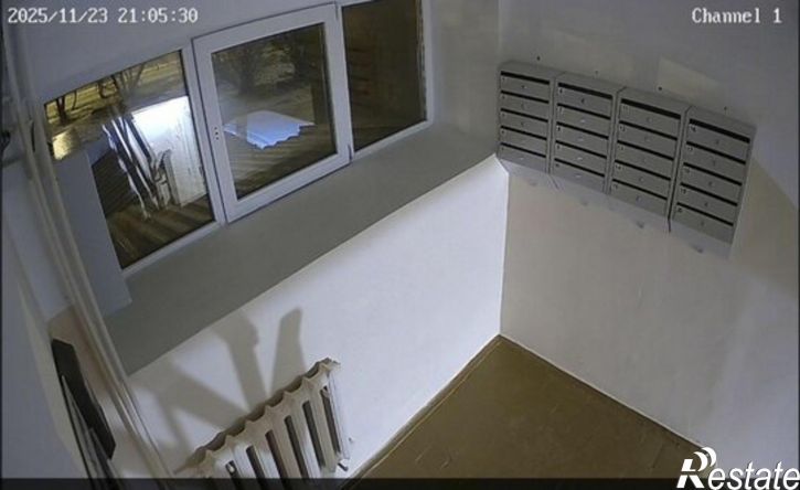 3-комн квартира микрорайон Первомайский, 18Е