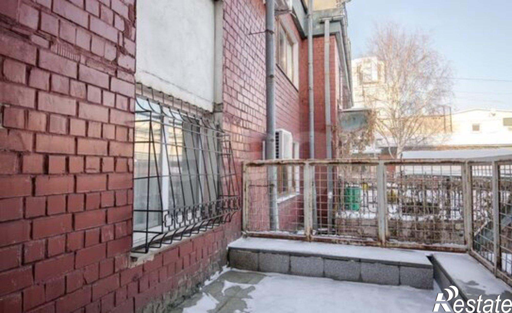 Купить квартиру за 18 500 000 рублей на микрорайон Радужный, 18