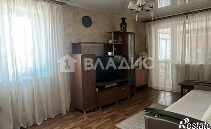 3-комн квартира микрорайон Первомайский, 18